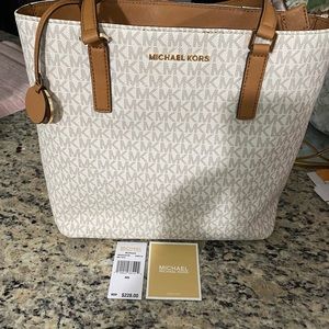 Michael Kors Morgan vanilla bag